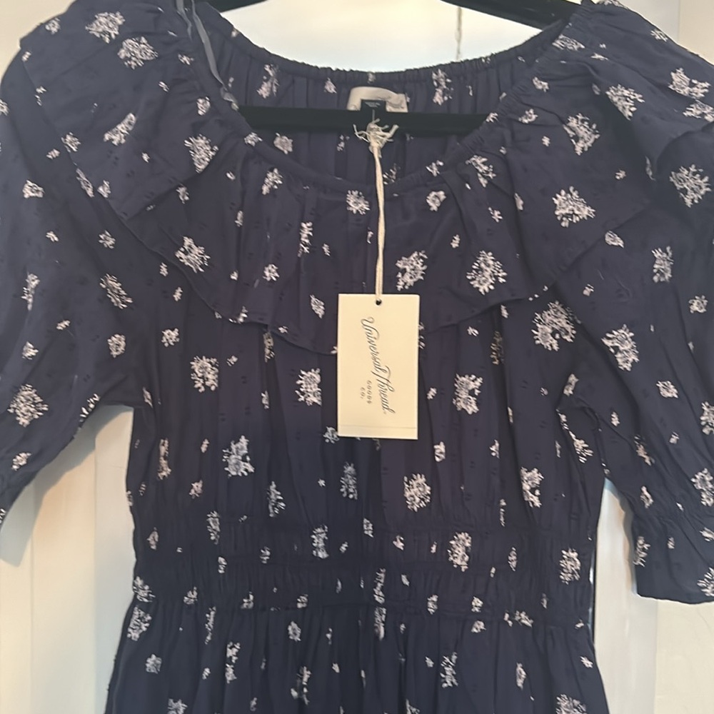 NWT Universal Threads Maxi Dress - Picture 2 of 5